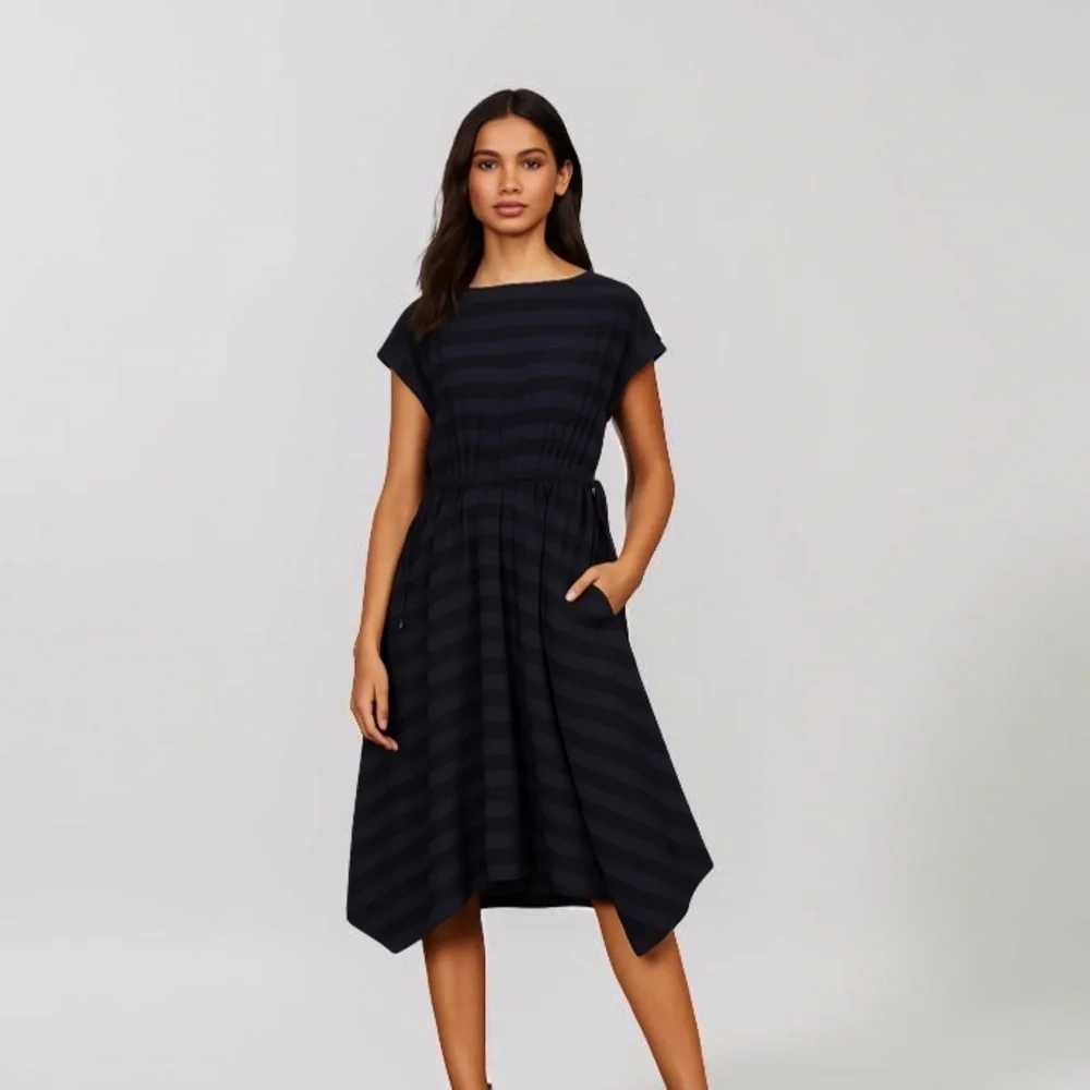 Ted Baker Linnie Striped Asymmetrical Hem Dress Size XS 0 Dark Blue Navy Stripe - Picture 1 of 4